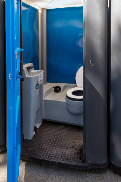 Best Porta potty rental near me  in East Riverdale, MD