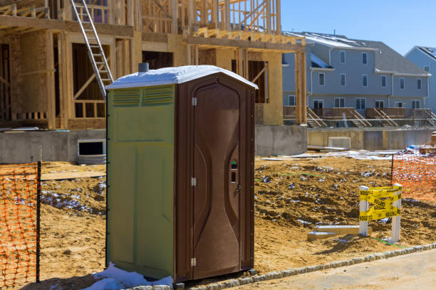 Best Porta potty rental near me  in East Riverdale, MD
